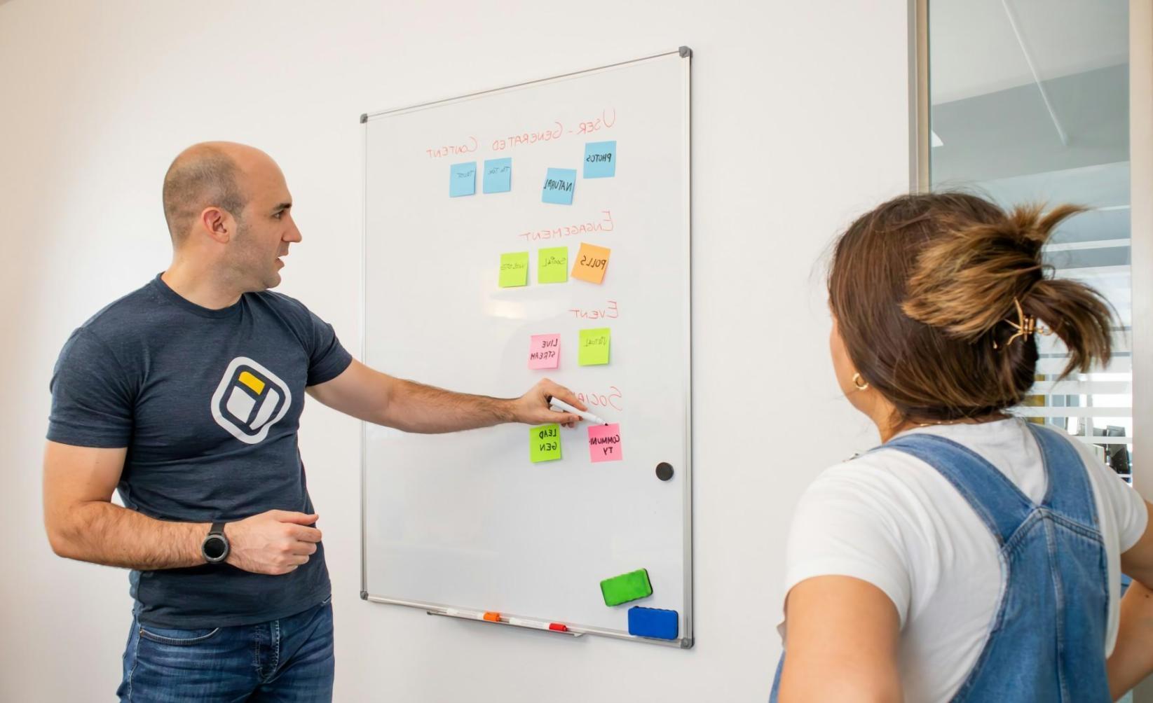 Sesión práctica del programa de educación financiera